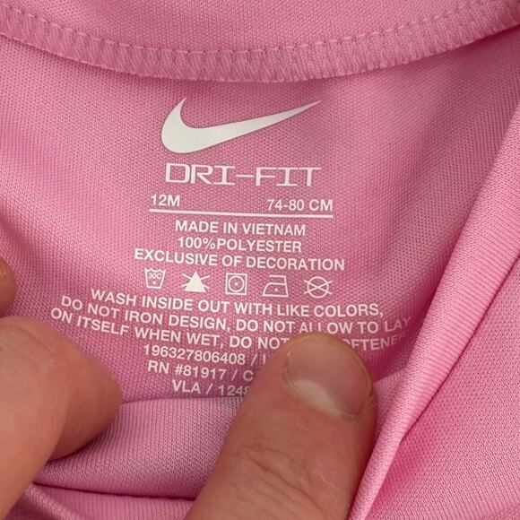 NWT Nike Girl's Toddler Baby Pink/Black, 2 Piece Athletic Set, Size 12 Months - Picture 3 of 5